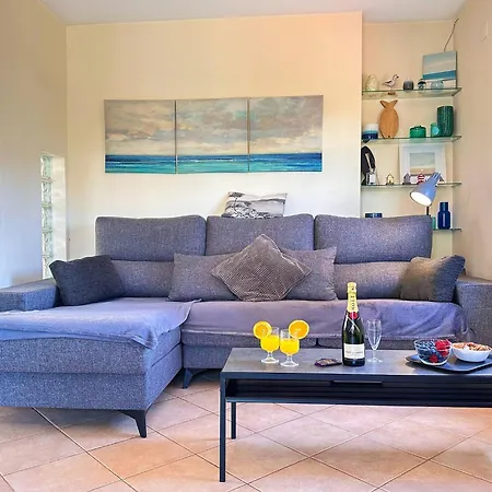 Villa Sarah By Becherish Quarteira