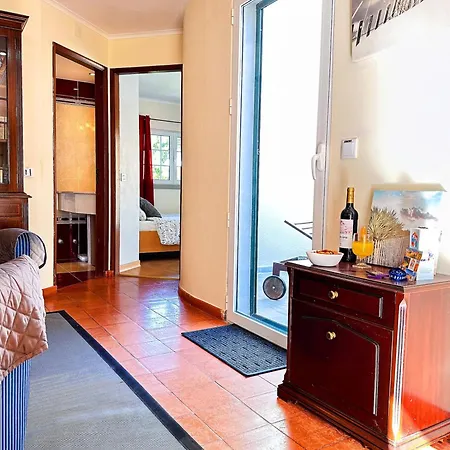 Sarah By Becherish Quarteira