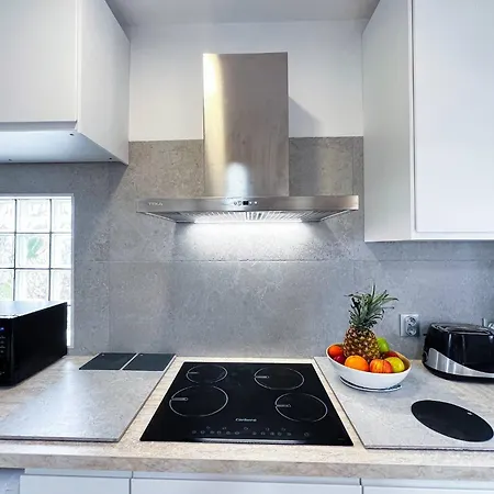 Villa Sarah By Becherish Quarteira