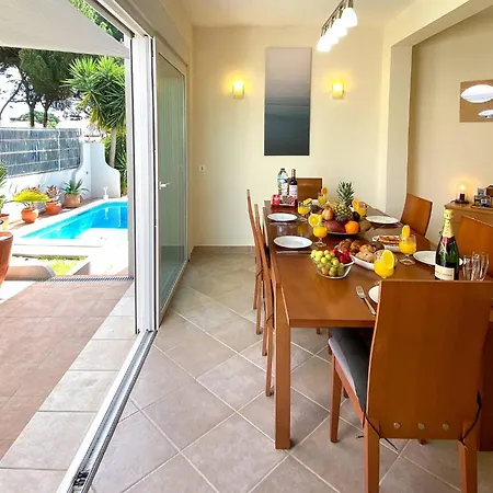 Sarah By Becherish Villa Quarteira