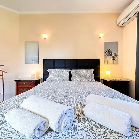 Sarah By Becherish Quarteira